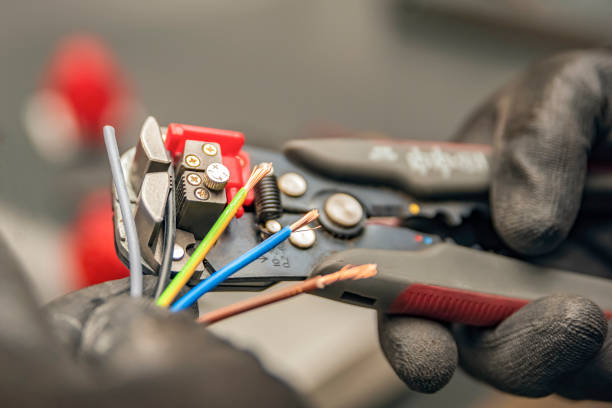 Best Electrical Contractors for Businesses  in Halsey, OR